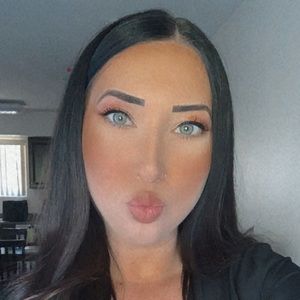 Meet your Posher, Merissa